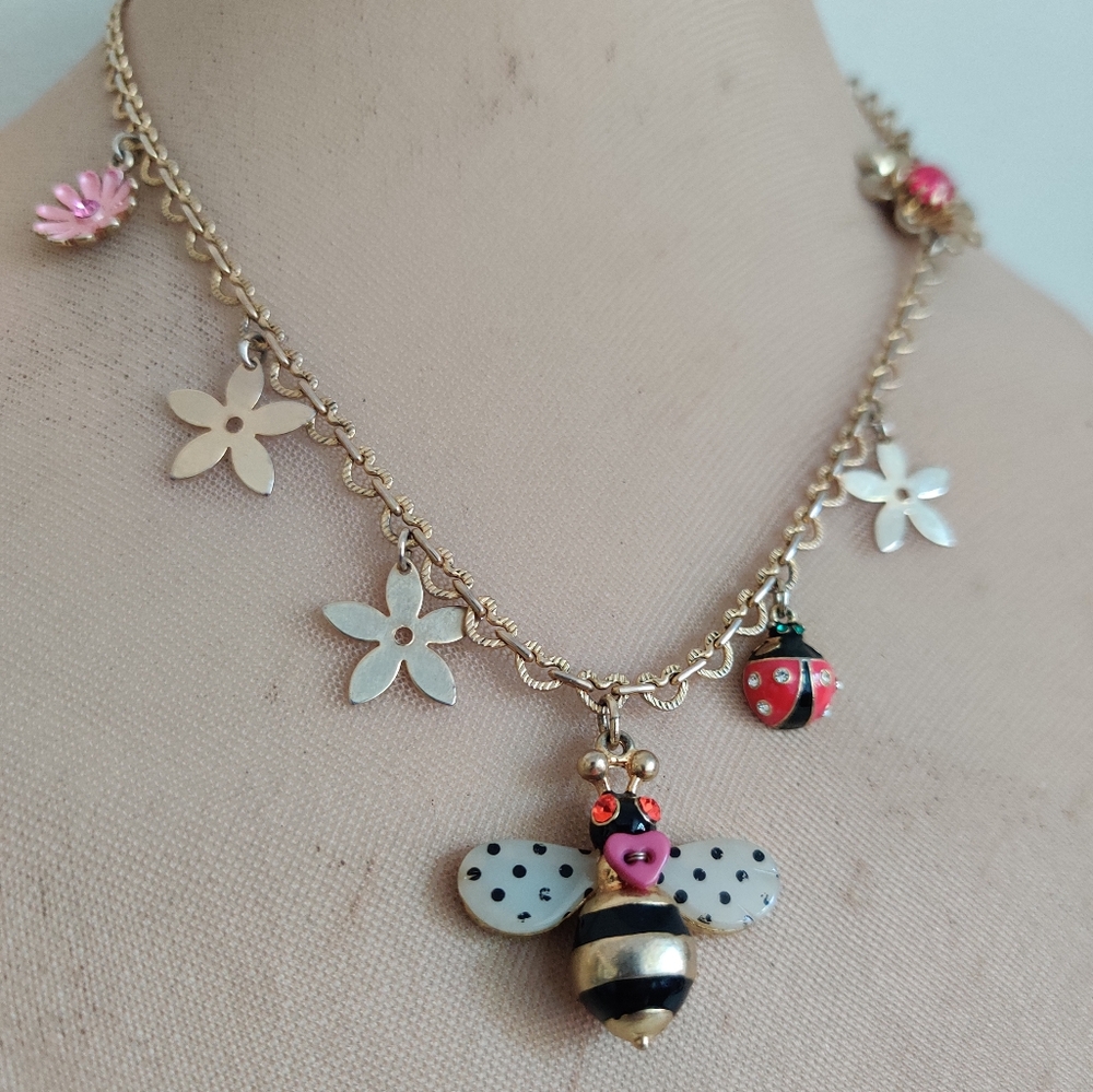 Betsey Johnson Garden Party Necklace - Picture 5 of 13
